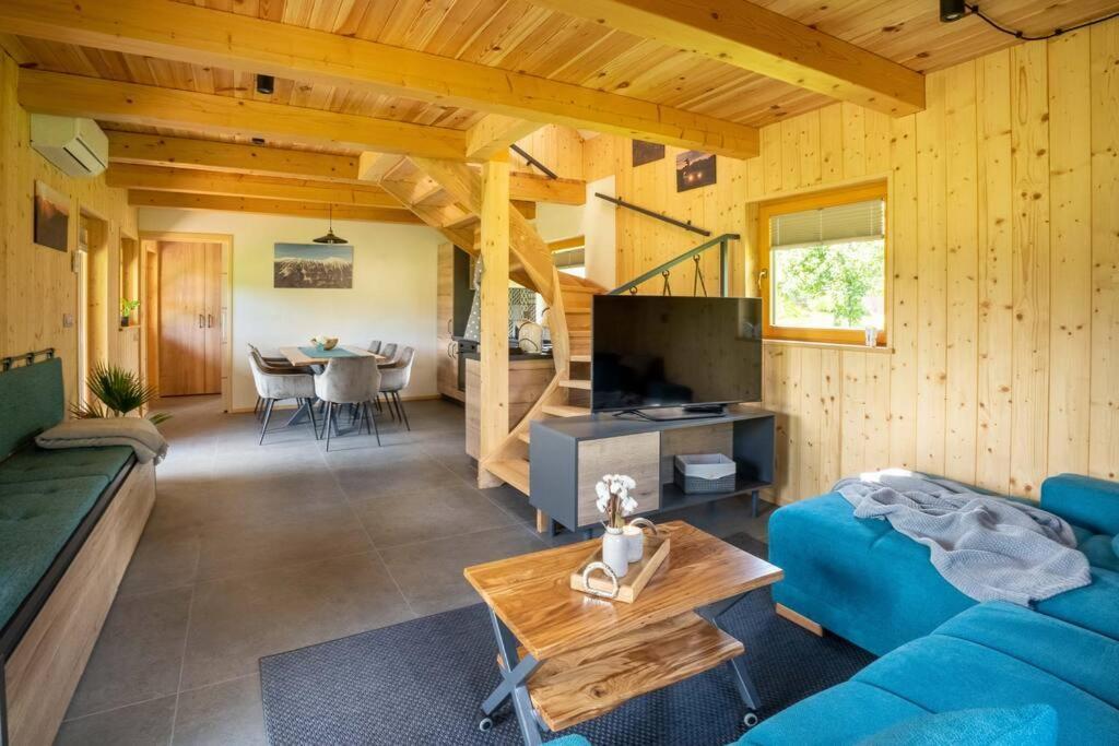 A Nest Under The Karawanks Villa Zirovnica Exterior foto